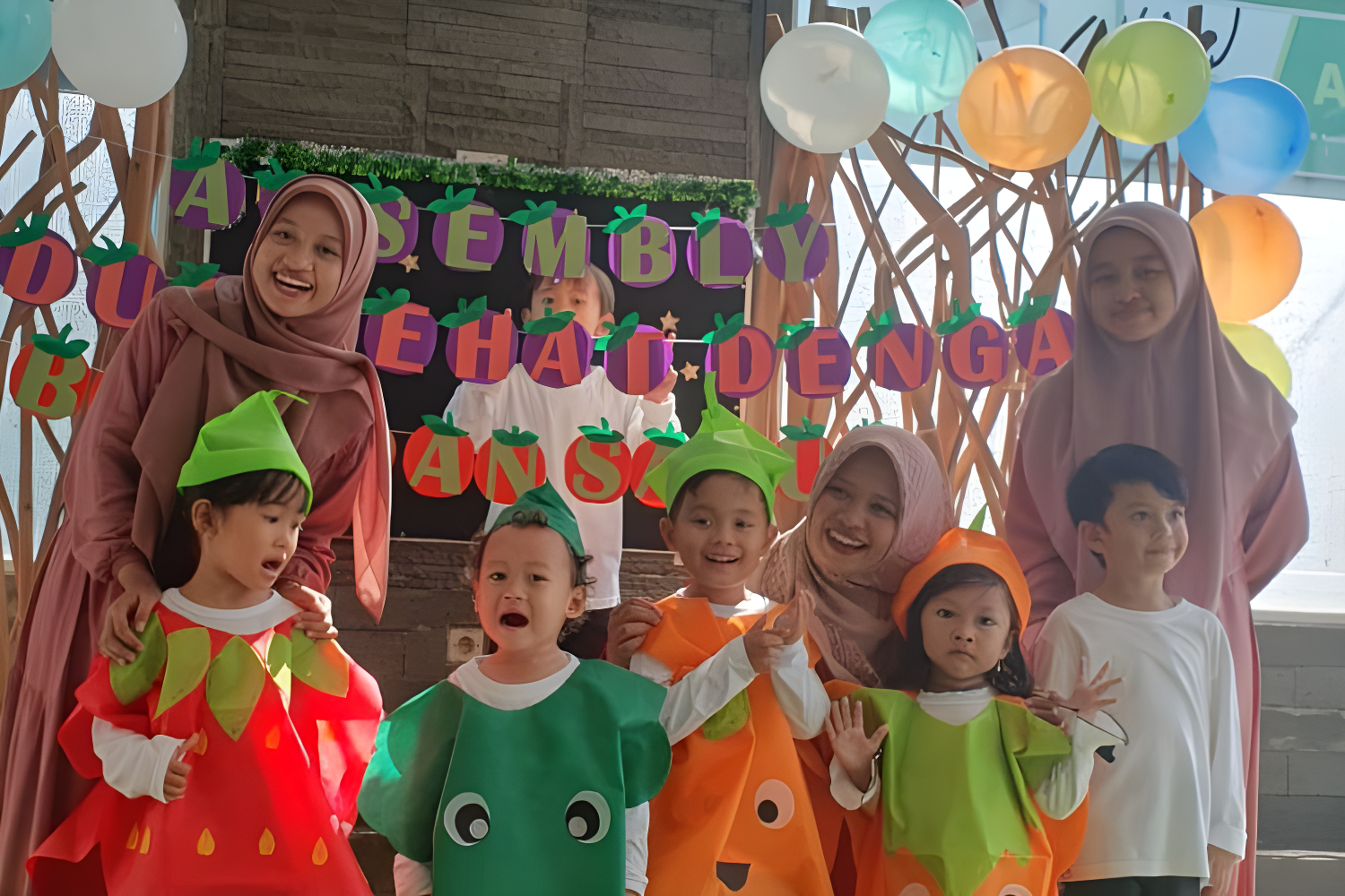 Kegiatan Assembly di Sekolah Anak Shaleh